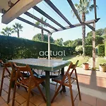 Apartamento Xaloc Esc.b Bajos A *
