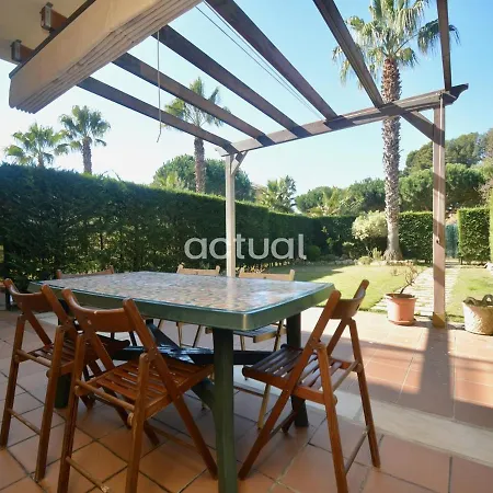 아파트 Xaloc Esc.b Bajos A *