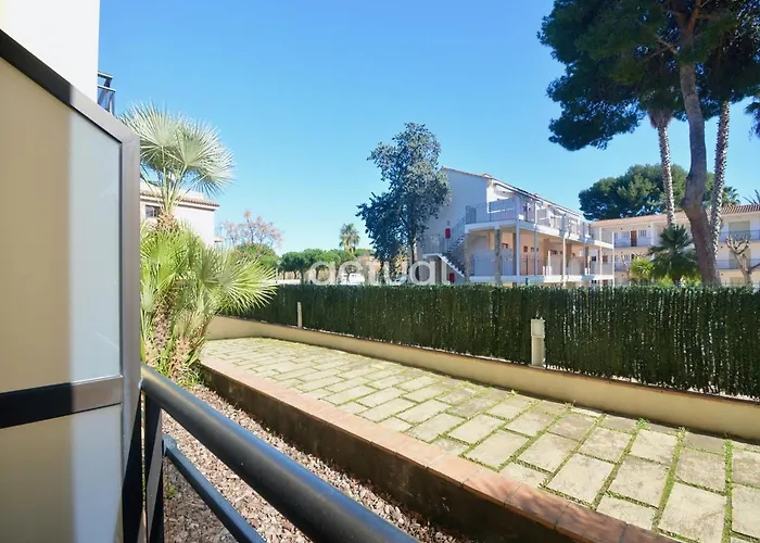 Xaloc Esc.b Bajos A Apartment