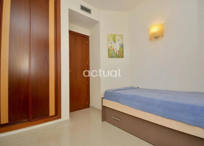 דירה Xaloc Esc.b Bajos A *